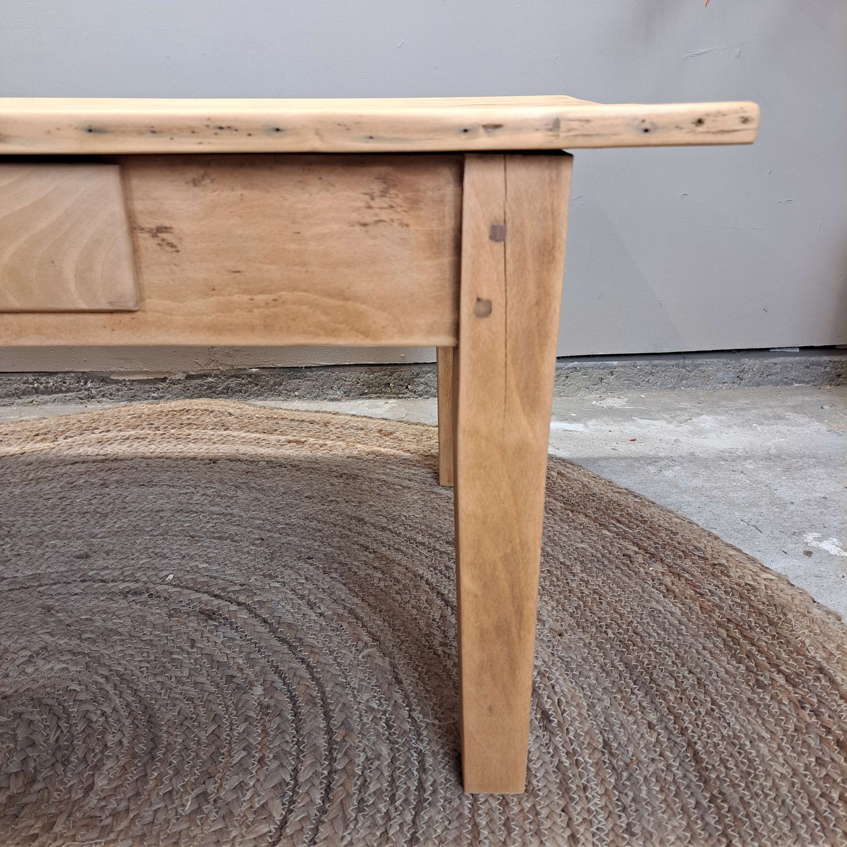 0355e5bb237e.jpg TABLE BASSE DE FERME