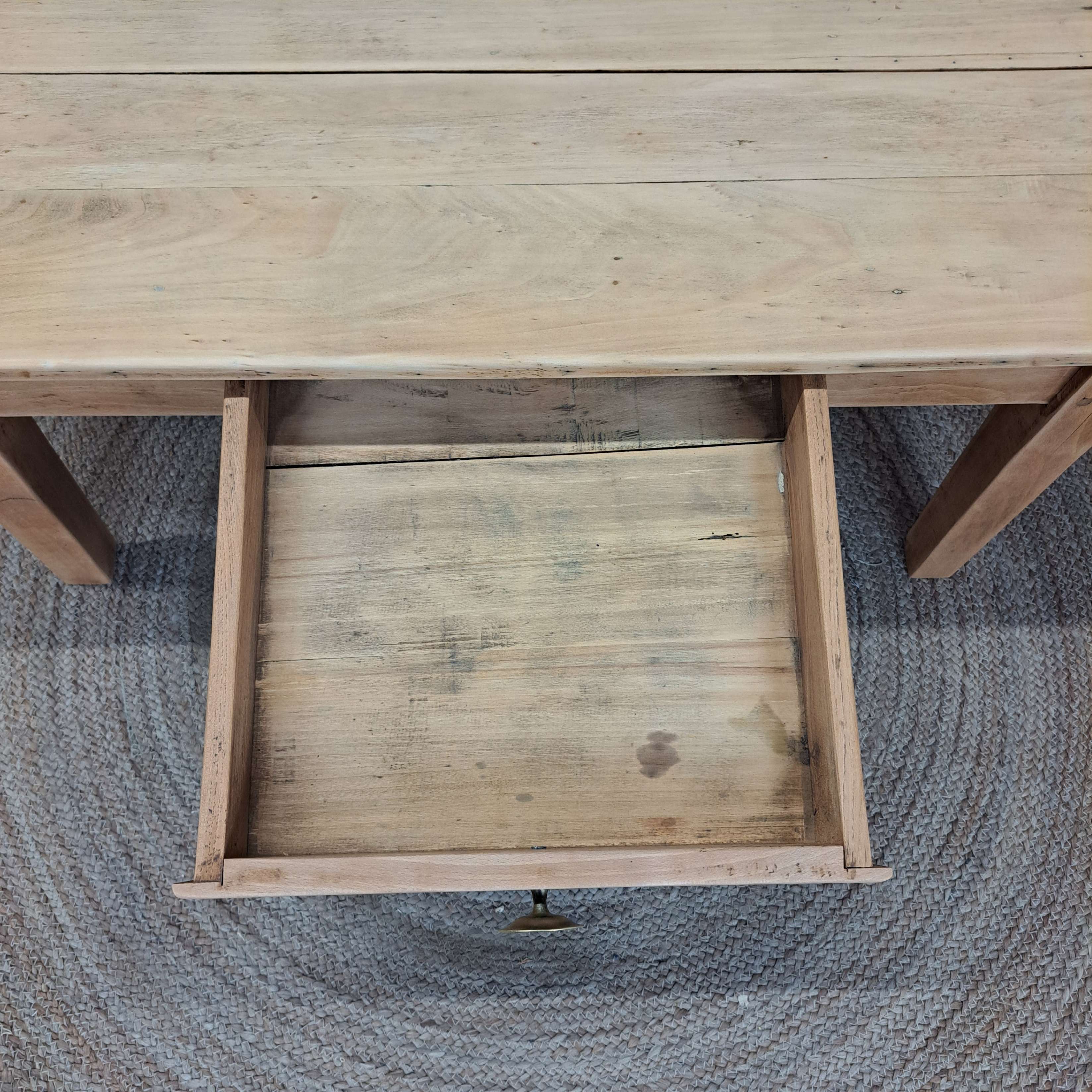 14c5a865ca24.jpg TABLE BASSE DE FERME