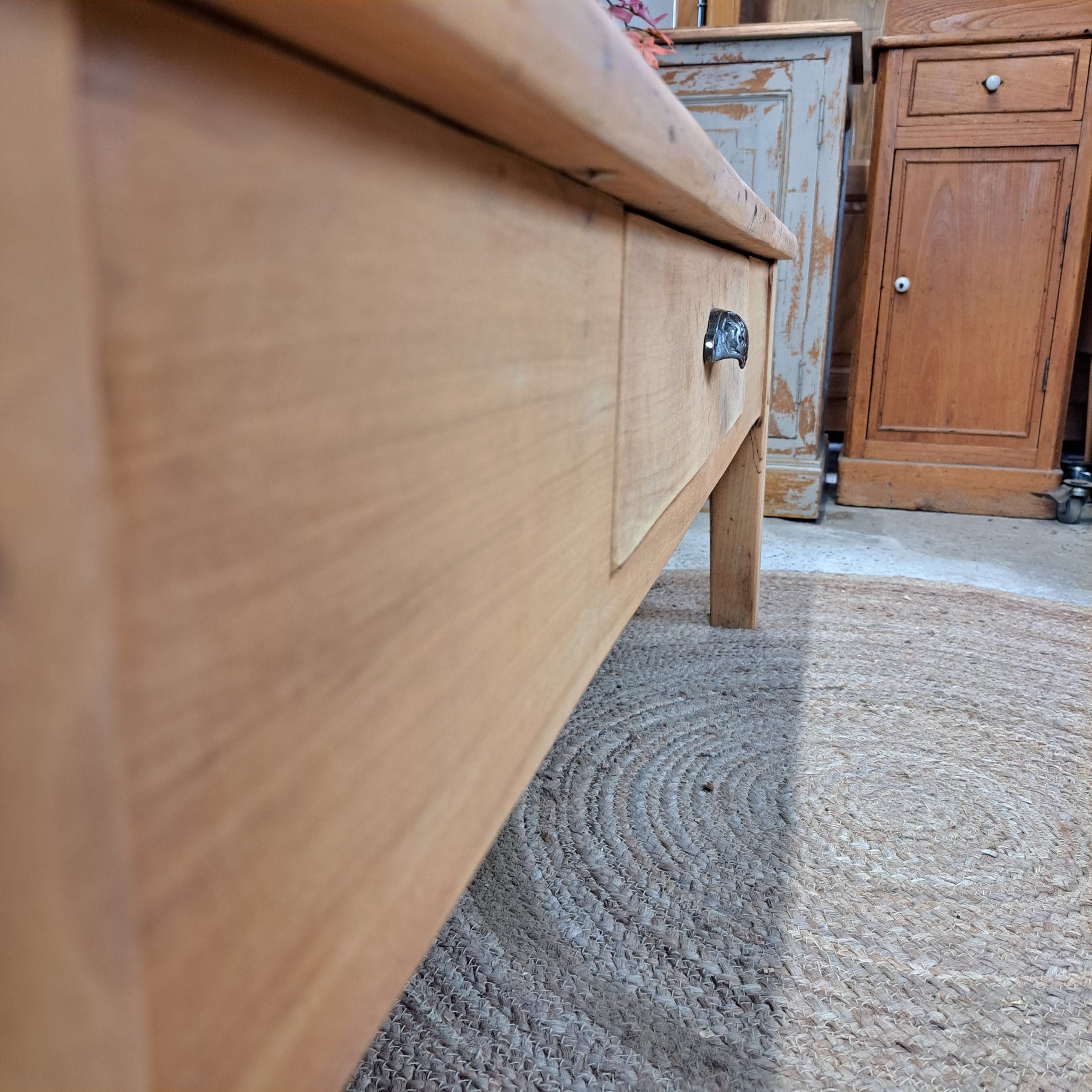 1c3ad1d2ca2a.jpg Table basse en orme