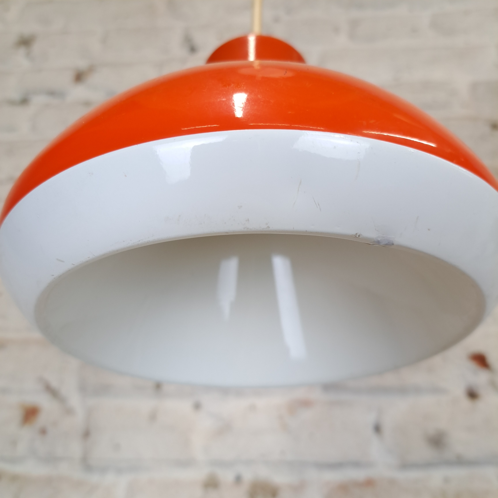 2a4e6344d192.jpg Suspensions Orange