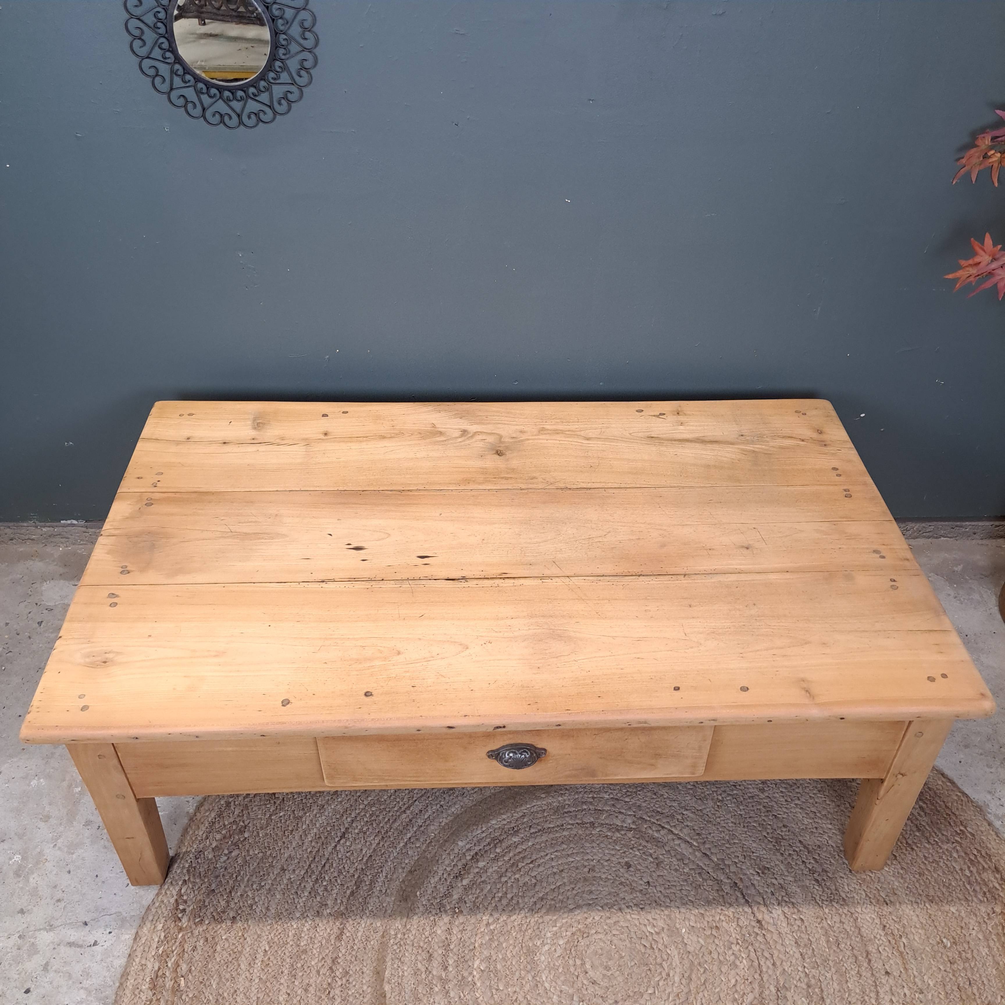 335fba87cfa1.jpg Table basse en orme