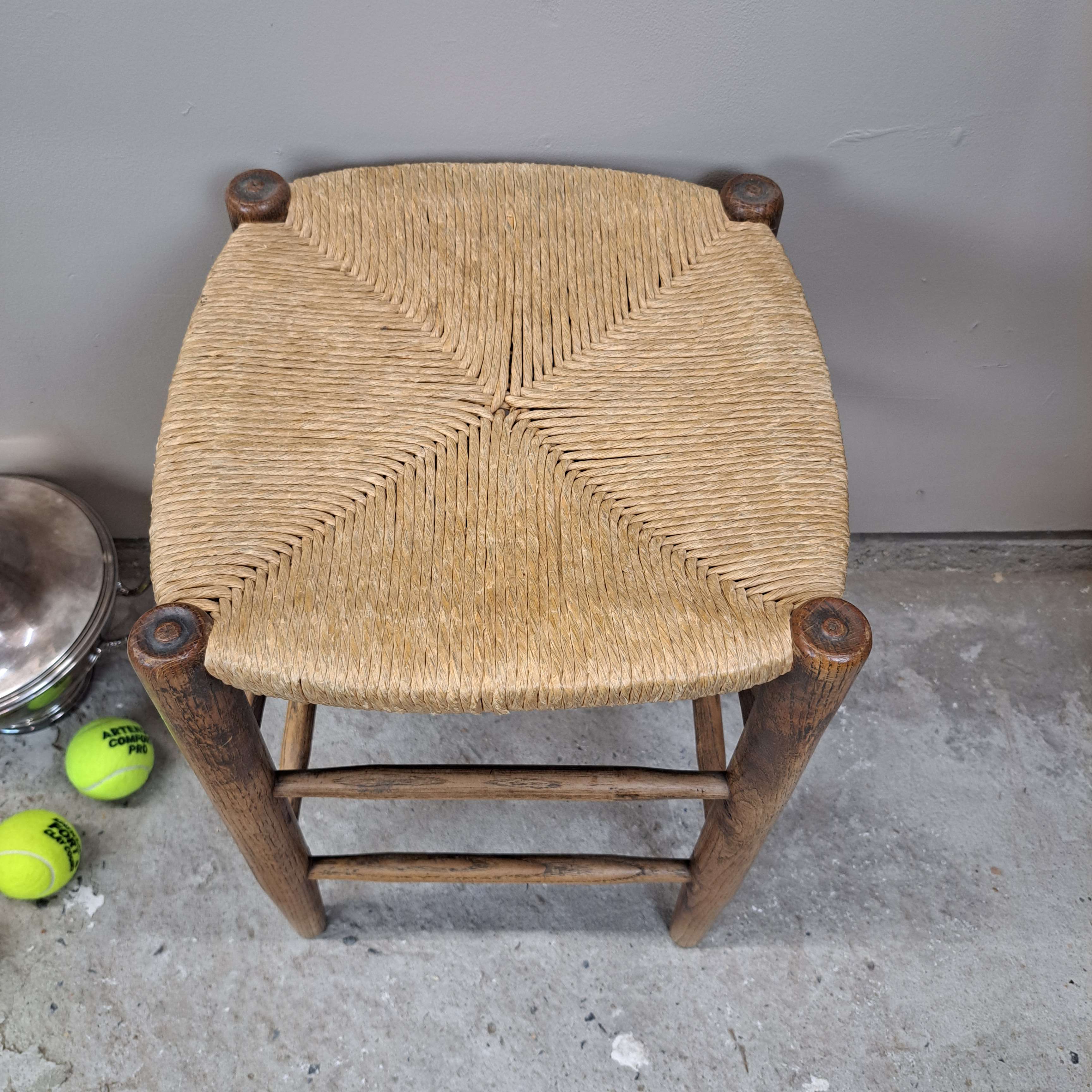 41ff7eb3edbb.jpg Paire de tabourets