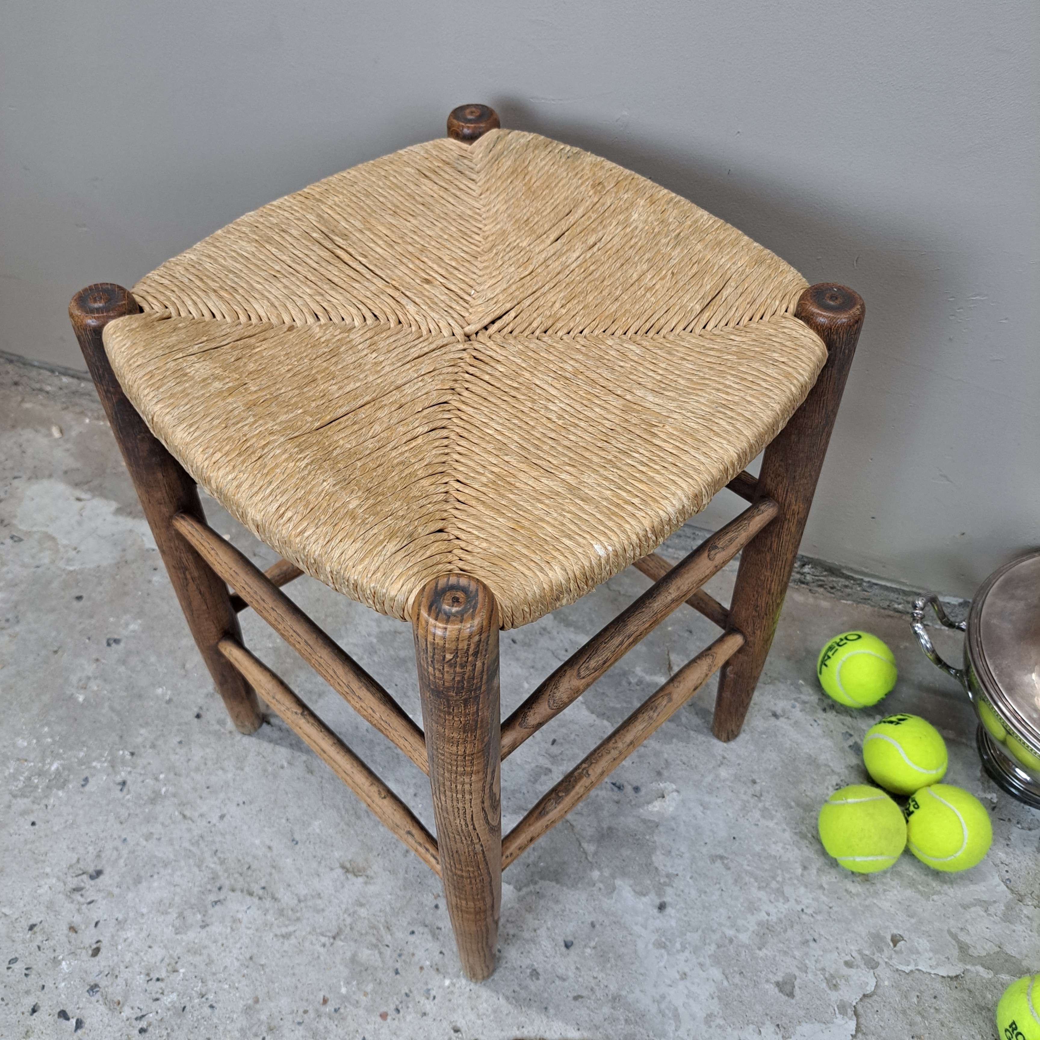 66fb8145a83f.jpg Paire de tabourets