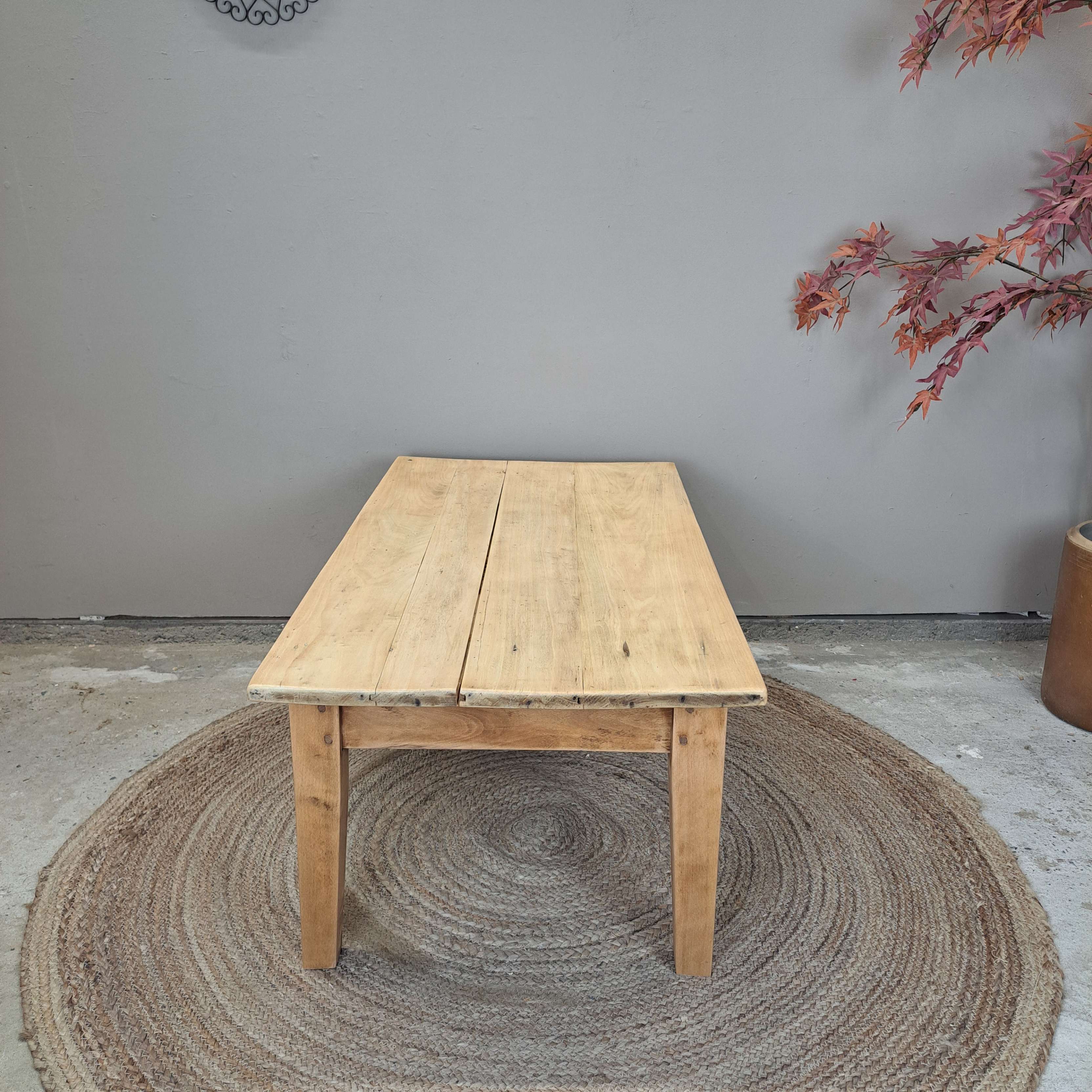 75561fb59208.jpg TABLE BASSE DE FERME
