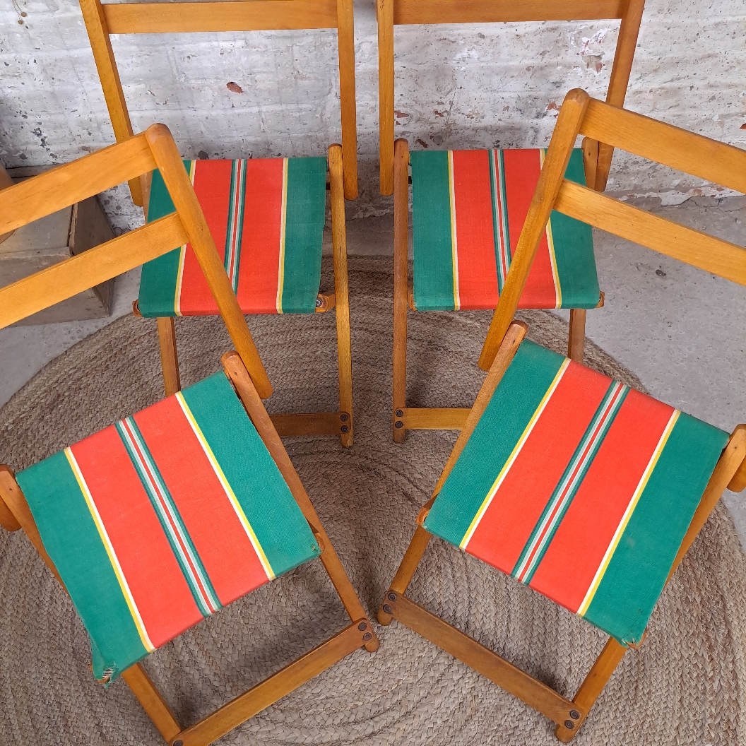8e9cea12f735.jpg Chaises pliantes enfants