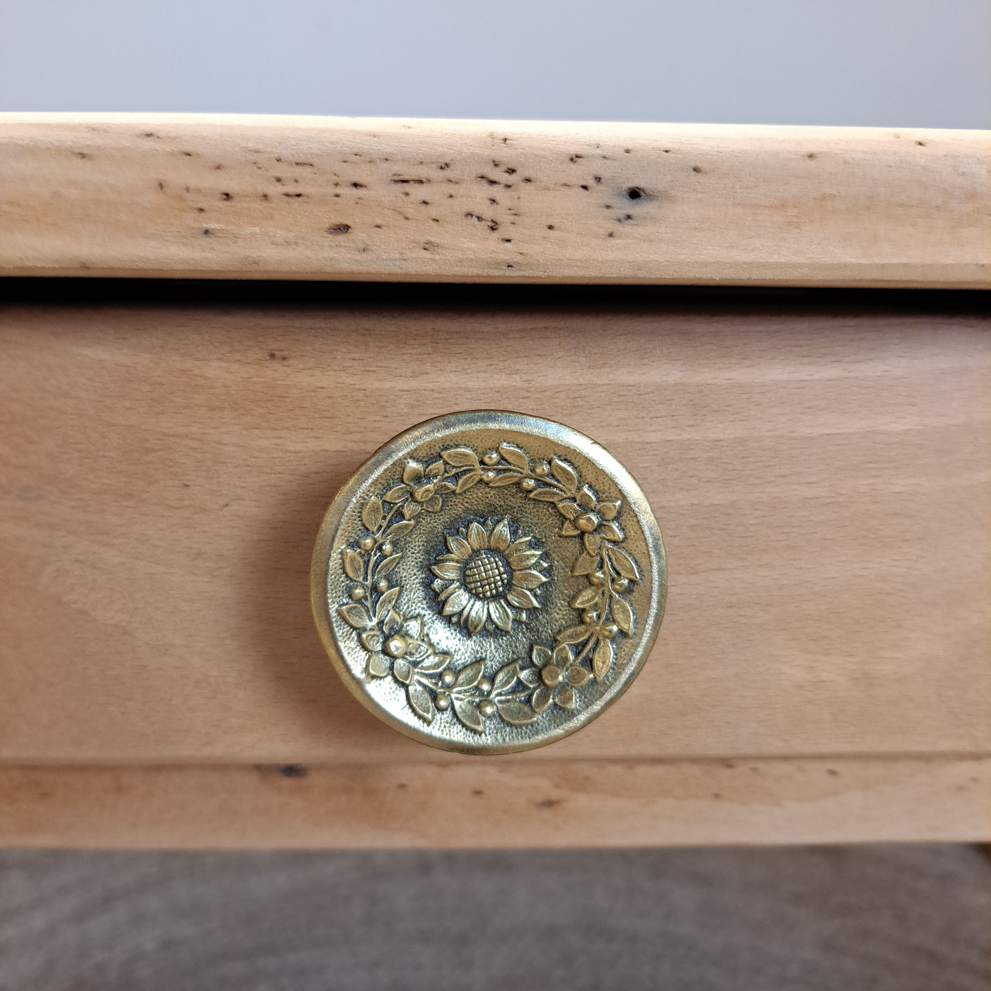 988ee13f2a81.jpg TABLE BASSE DE FERME