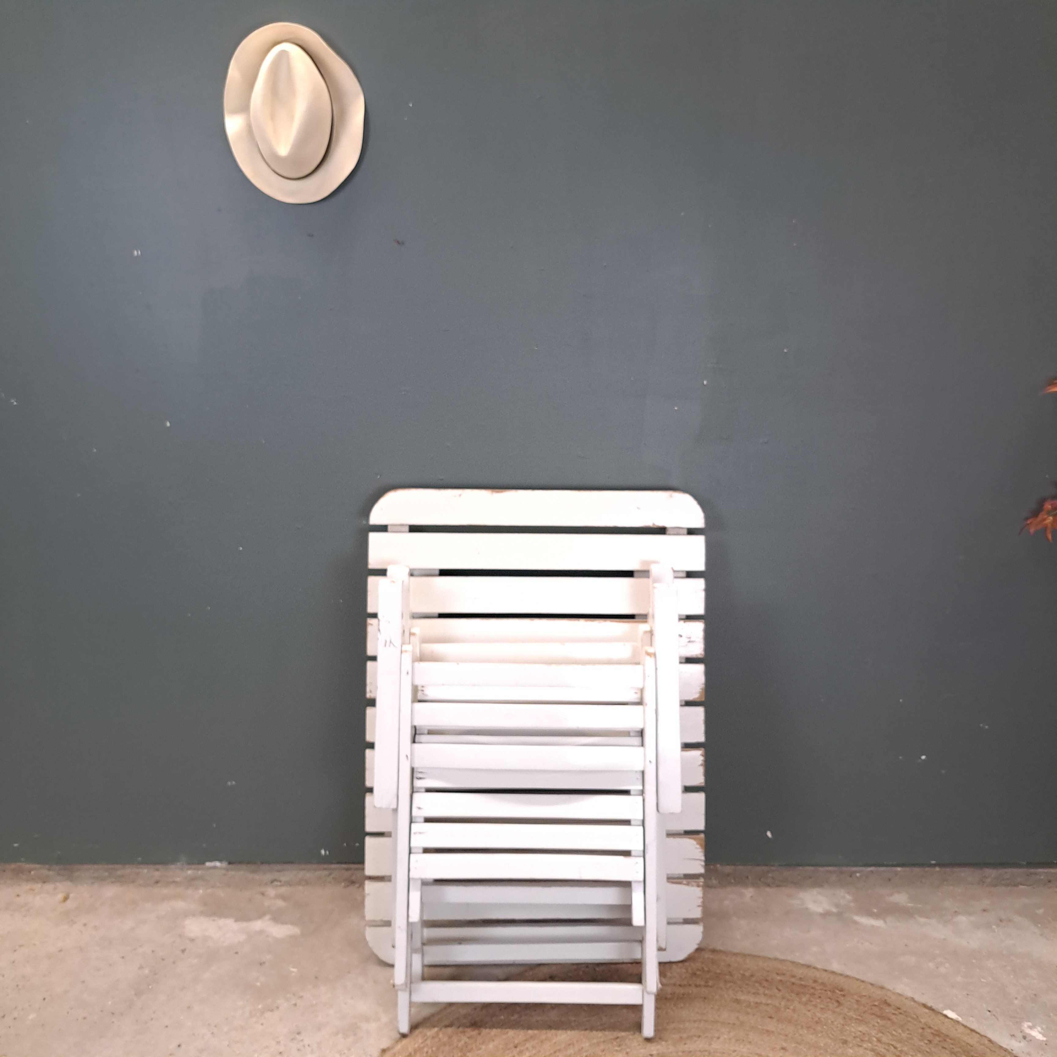 9ca251150d62.jpg SALON DE JARDIN