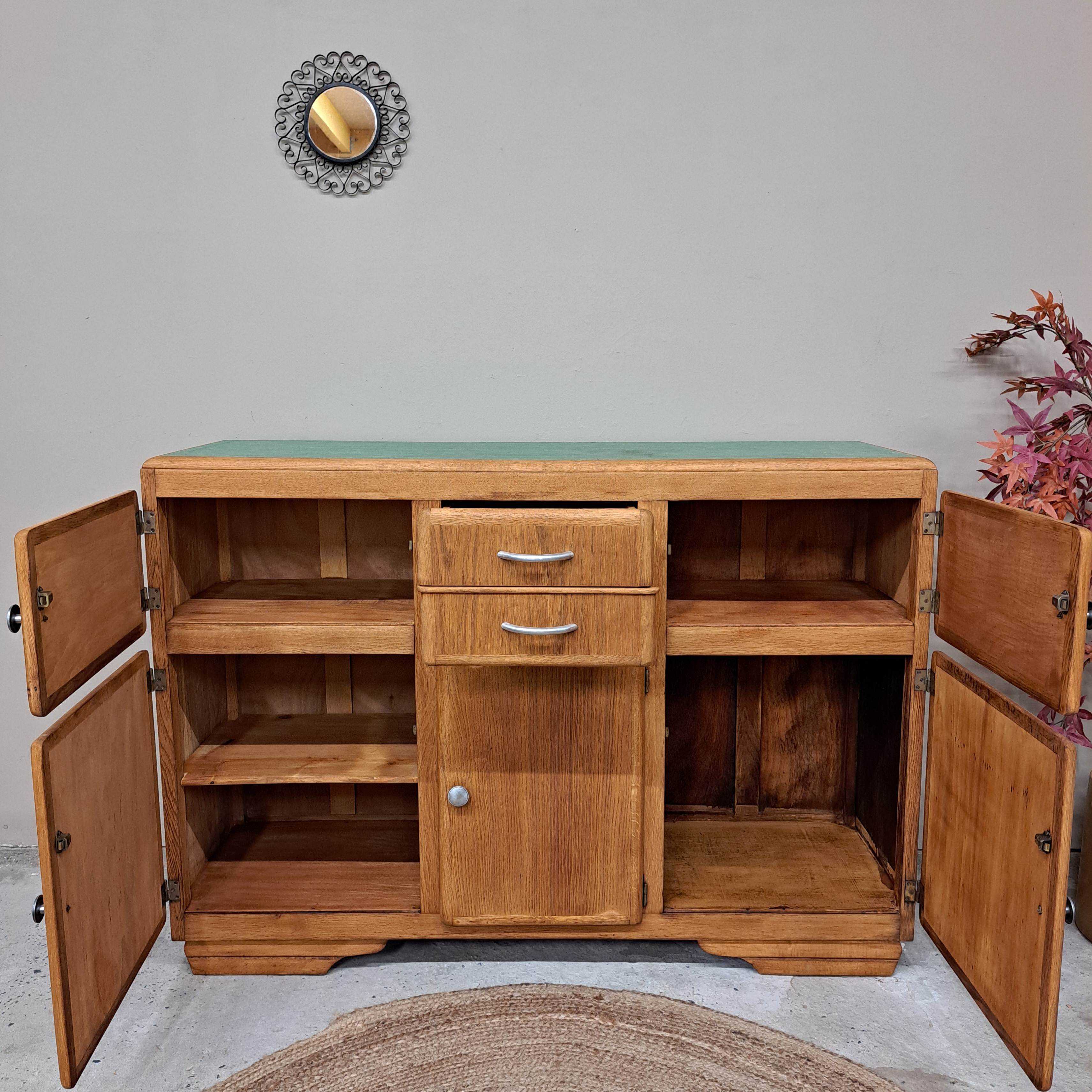 c0845b31e4d7.jpg BUFFET BAS MADO