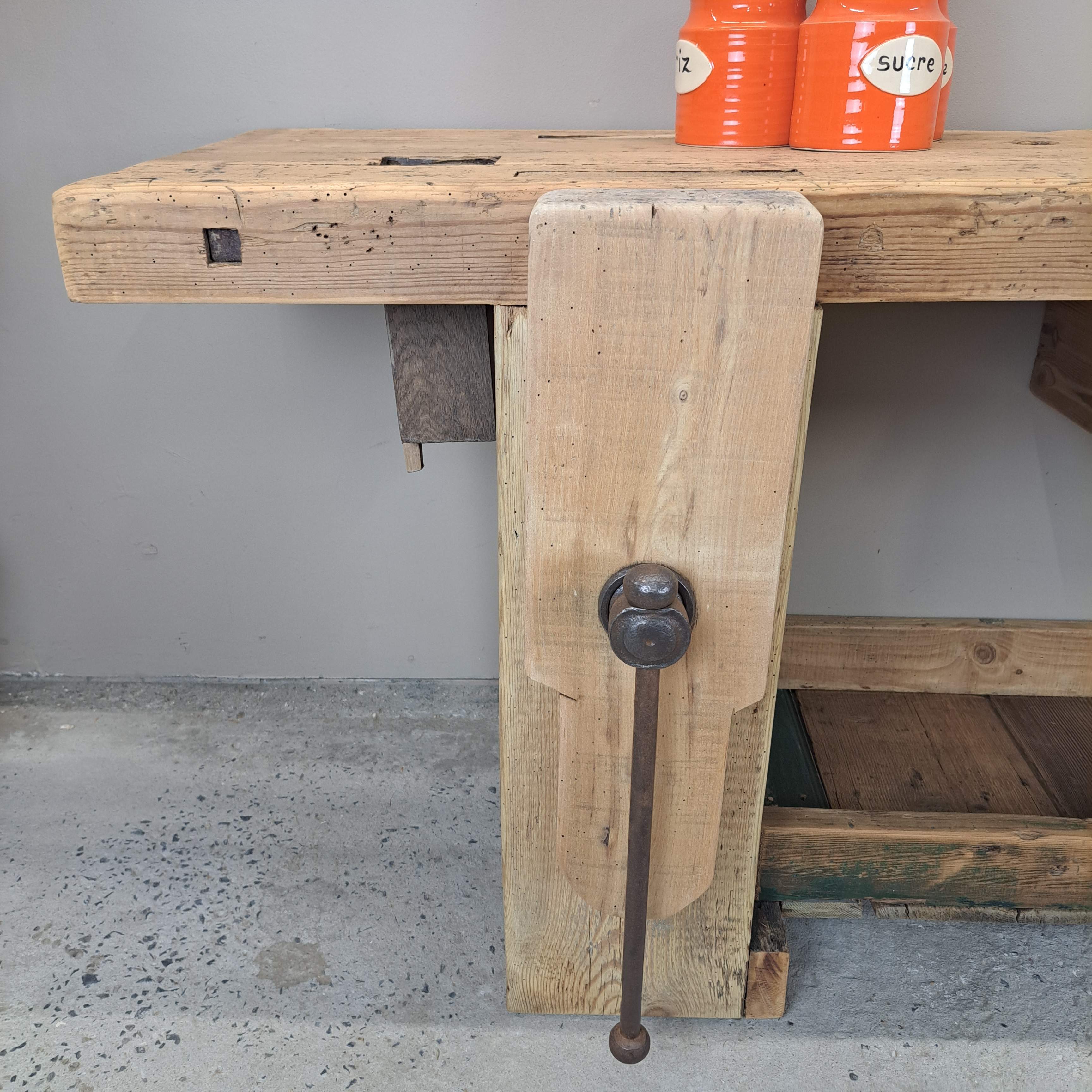 c95e8c095425.jpg ETABLI BOIS