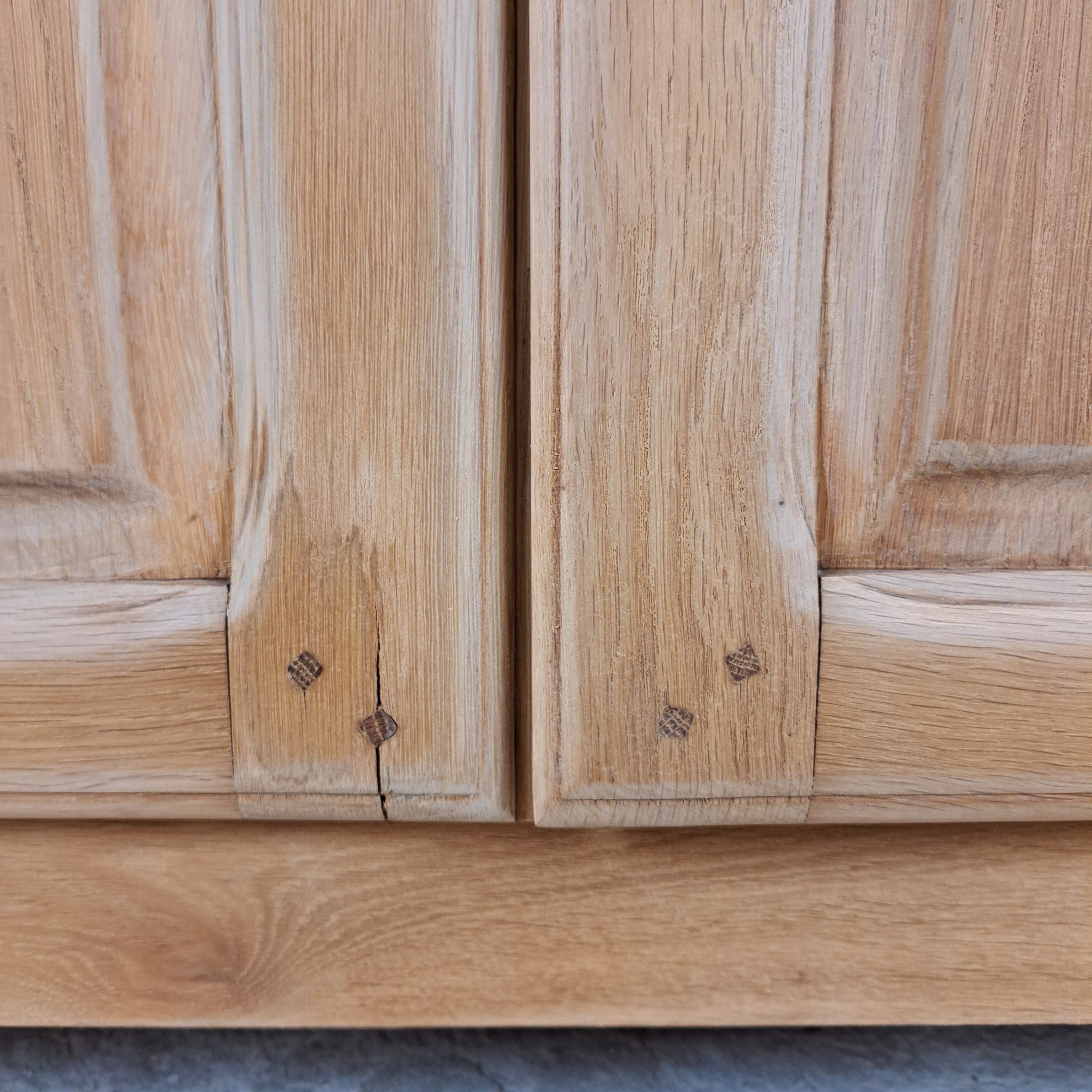 cdc52f77d30a.jpg ARMOIRE VITREE