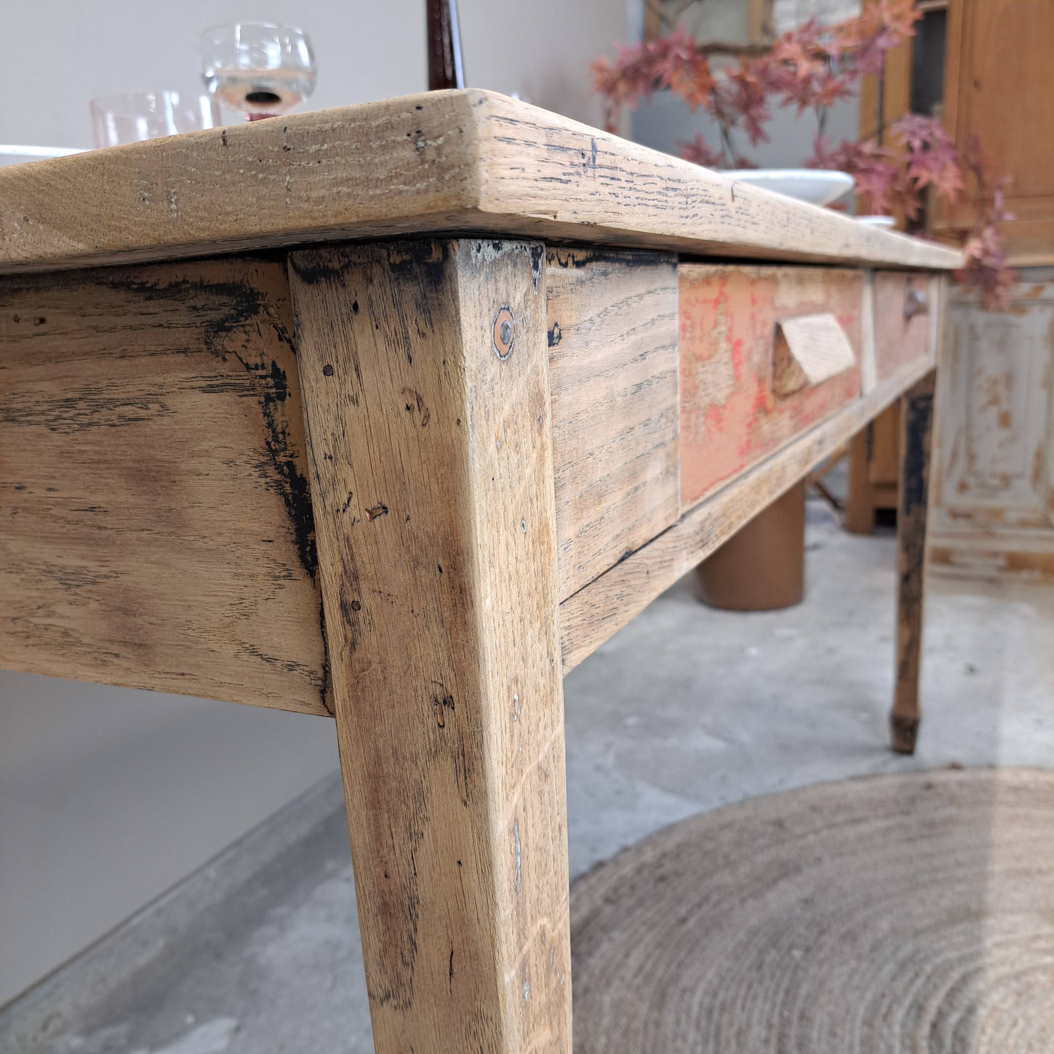 f0fa70bcaa4f.jpg TABLE DE CAMPAGNE