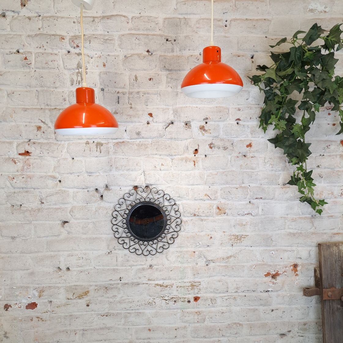 fd432bcbe1d4.jpg Suspensions Orange